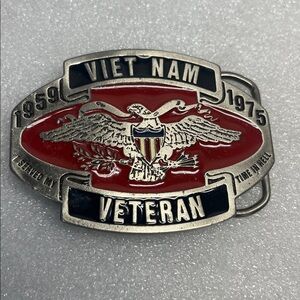 Vietnam Veteran Belt Buckle Eagle Red Enamel 1959-1975 Military Commemorative